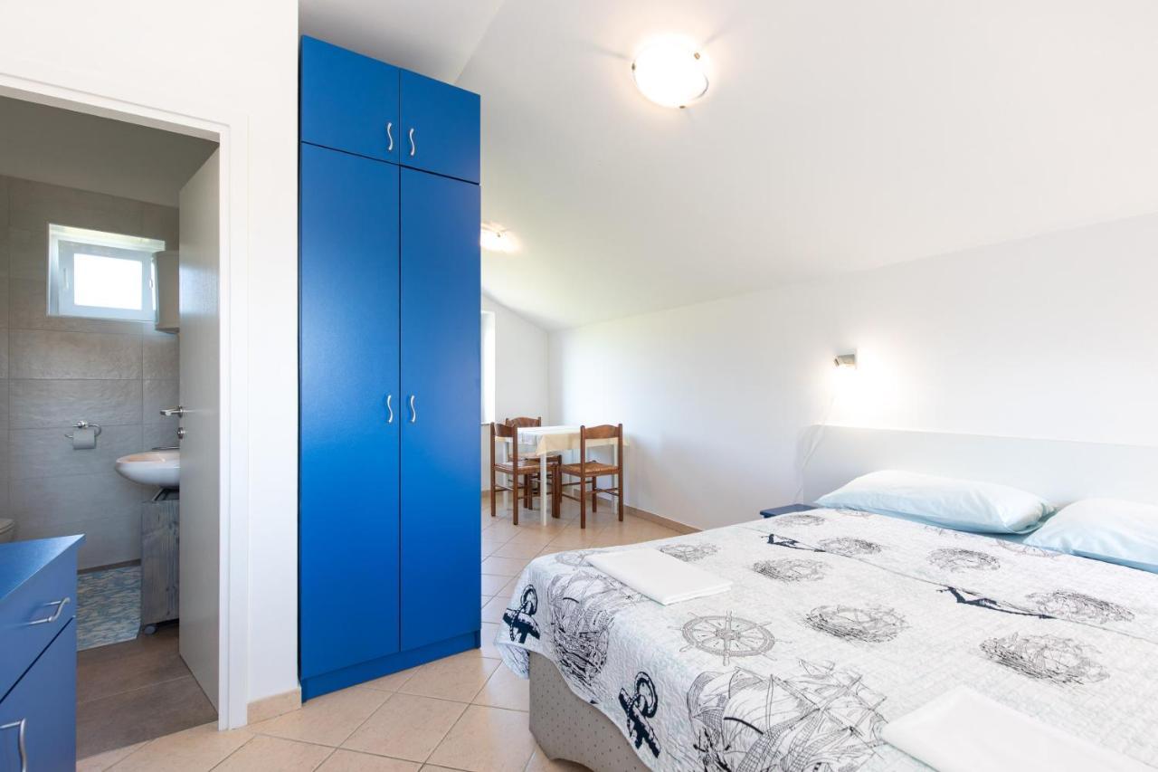 פורת Apartmani "Ruza" מראה חיצוני תמונה