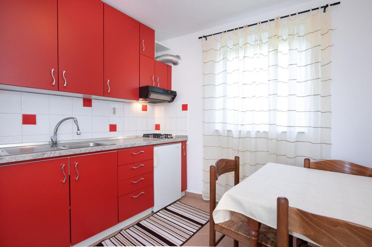 פורת Apartmani "Ruza" מראה חיצוני תמונה