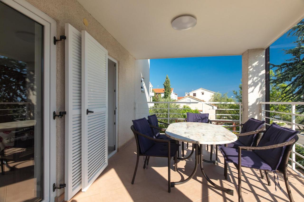פורת Apartmani "Ruza" מראה חיצוני תמונה