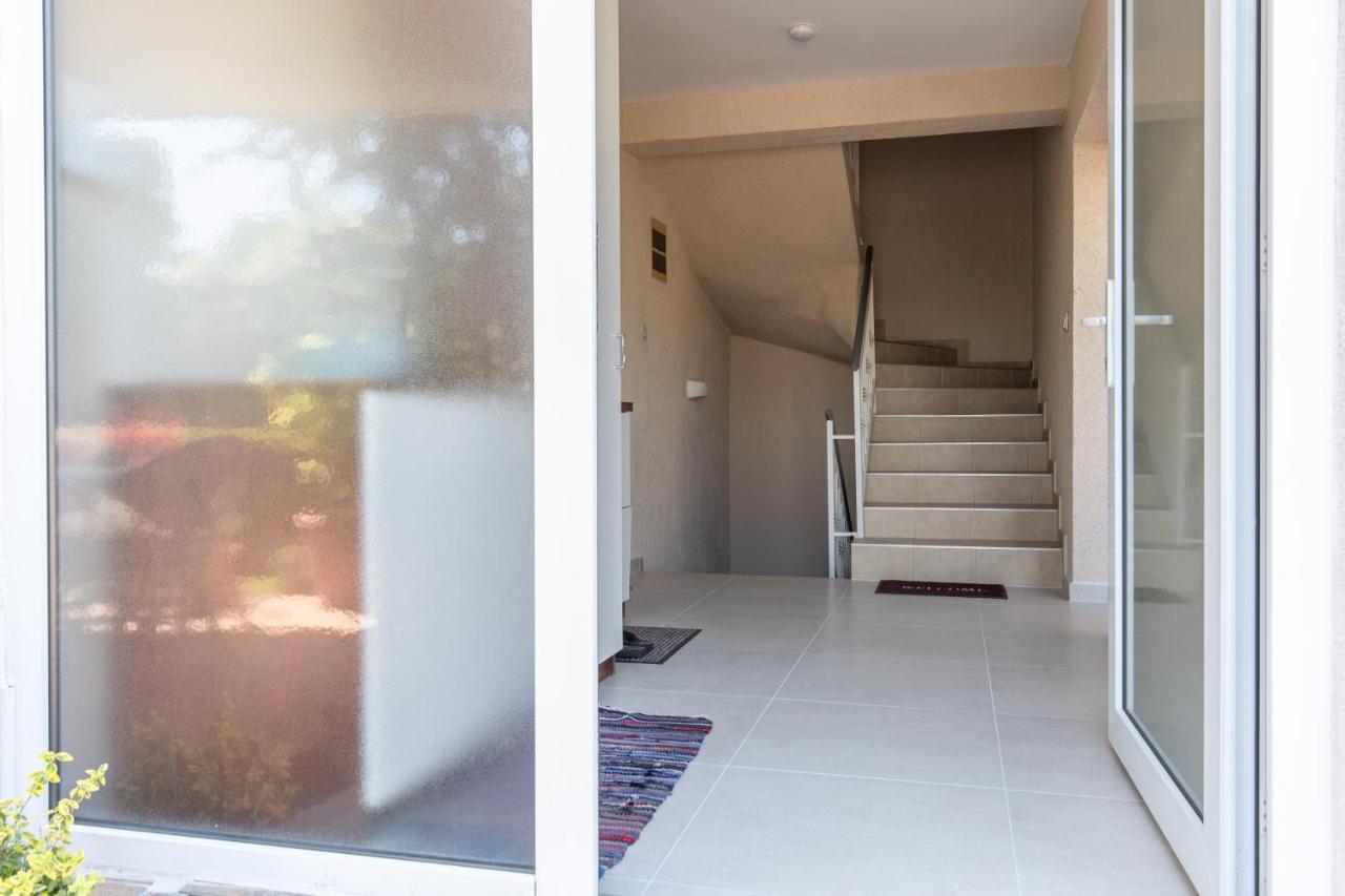פורת Apartmani "Ruza" מראה חיצוני תמונה